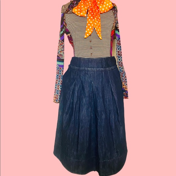 *Markdown* MAXMARA Dark Denim Skirt Size 8 Was $295 Now $260!
